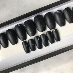 Matte Black Marble Press On Nails